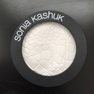 Sonia Kashuk glow powder